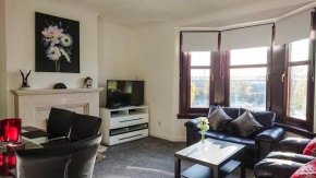 Carnock Road Apartment - Silverburn Shopping Centre